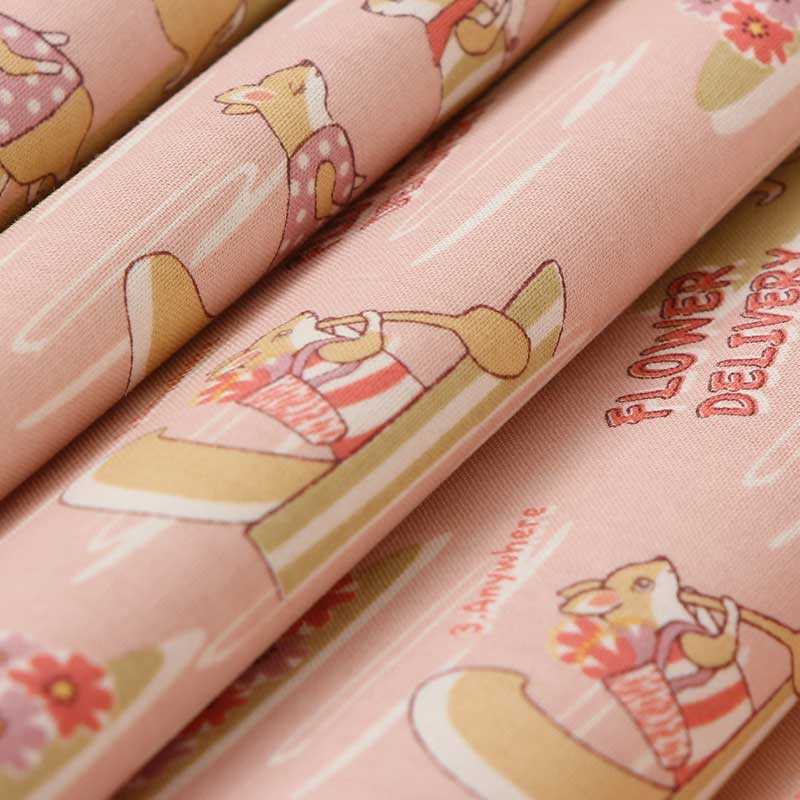 Cute Squirrel Children's Fabri - Home Art Textiles recensie en prijs